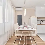 Appartement Krakowska With Balcony And Free Garage By Renters *