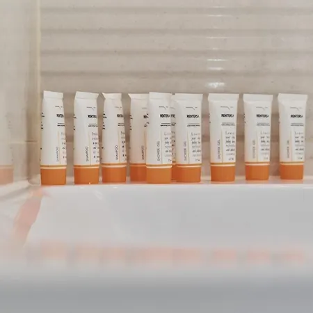 Krakowska With Balcony And Free Garage By Renters Apartment *