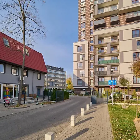 아파트 Krakowska With Balcony And Free Garage By Renters 브로츠와프
