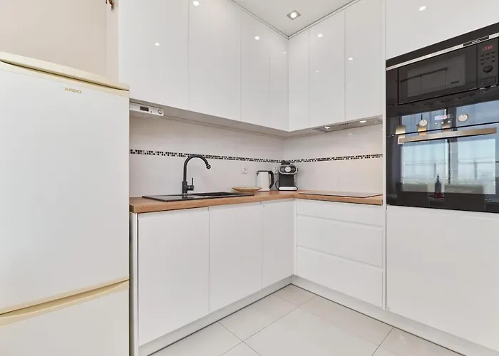 Krakowska With Balcony And Free Garage By Renters 아파트 브로츠와프