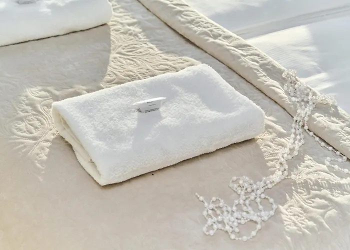 Krakowska With Balcony And Free Garage By Renters * 브로츠와프