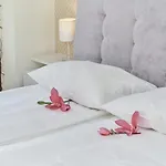 Krakowska With Balcony And Free Garage By Renters Апартаменти Вроцлав