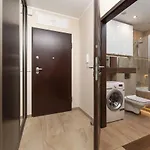 Krakowska With Balcony And Free Garage By Renters شقة