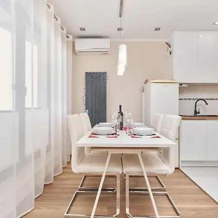 Appartamento Krakowska With Balcony And Free Garage By Renters *