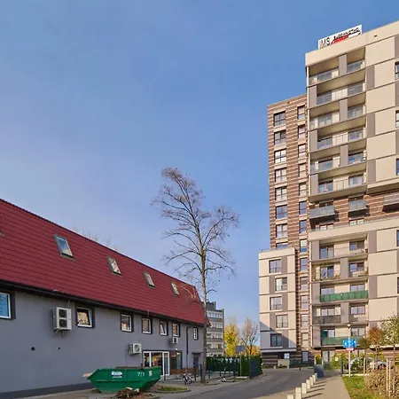 Krakowska With Balcony And Free Garage By Renters Appartement Wrocław