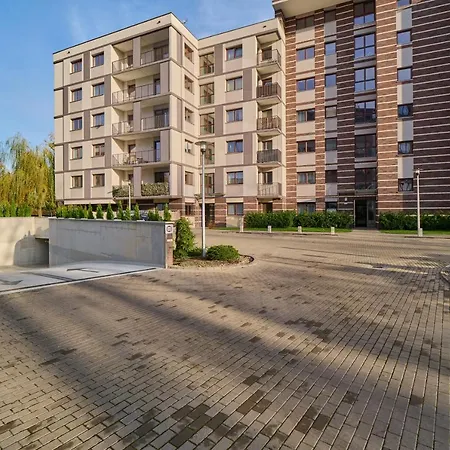 Appartement Krakowska With Balcony And Free Garage By Renters